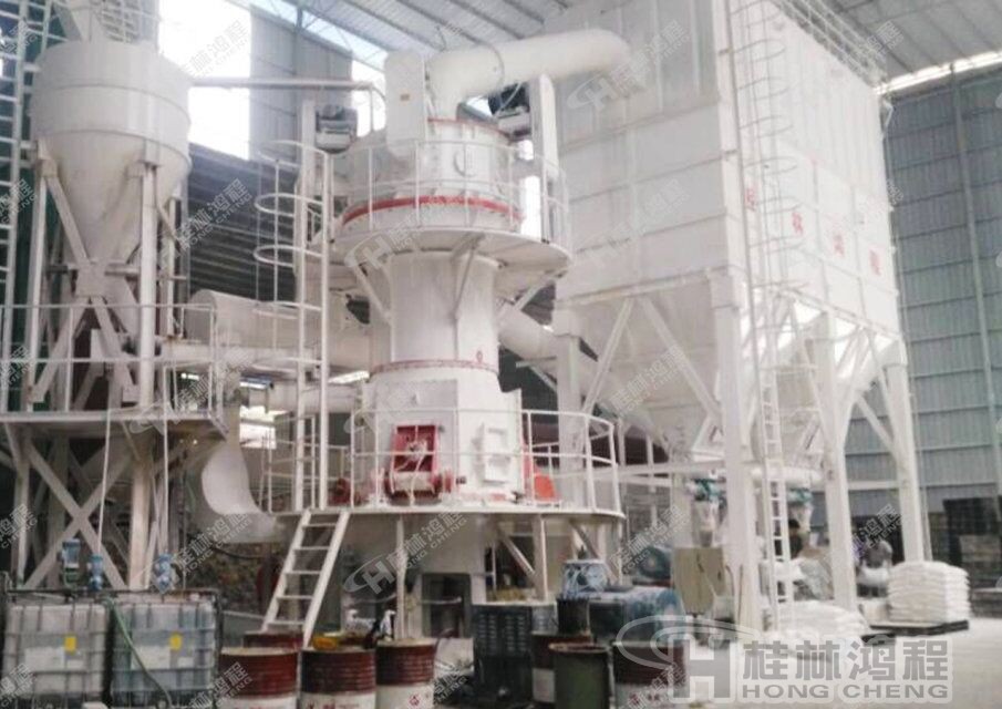 HLMX1100桂林鴻程400目大理石粉HLMX超細(xì)立磨機生產(chǎn)線現(xiàn)場